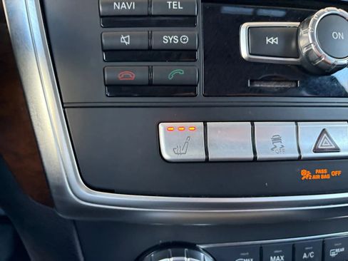 Used 2016 Mercedes-Benz GL 450 4MATIC image 23