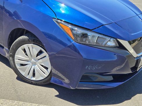 Used 2022 Nissan Leaf S FWD image 9