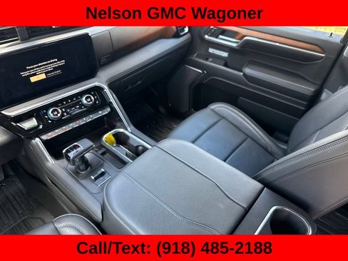 Used 2023 GMC Sierra 1500 Denali w/ Denali Reserve Package AWD/4WD image 17