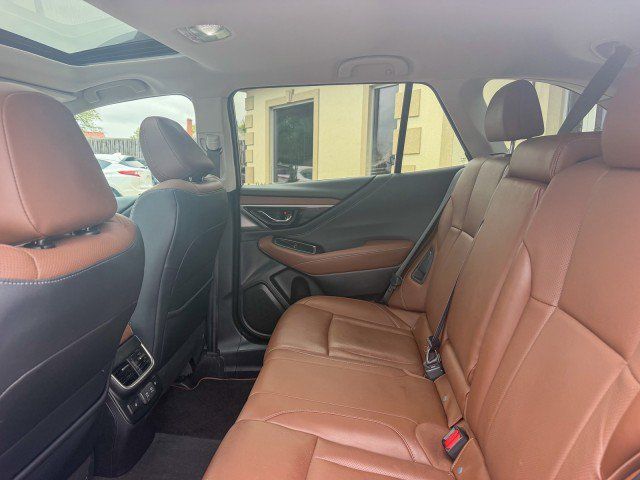 Used 2020 Subaru Outback Touring XT AWD/4WD image 6