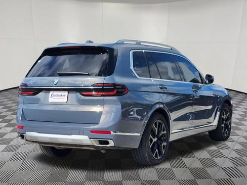 Used 2025 BMW X7 xDrive40i AWD/4WD image 5