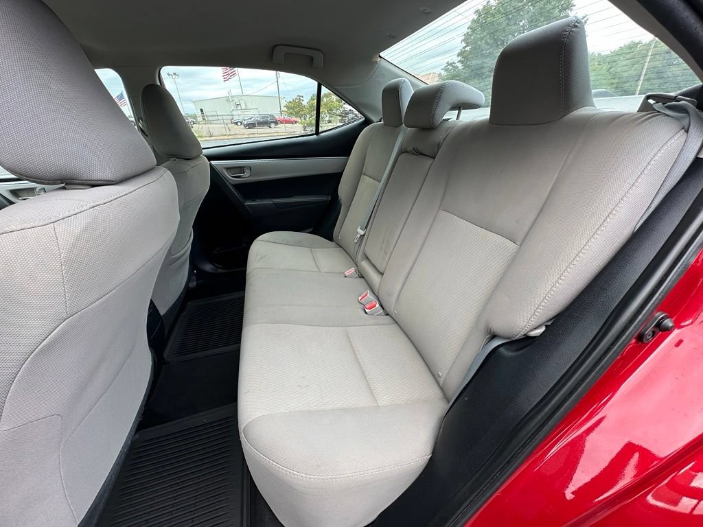 Used 2016 Toyota Corolla LE FWD image 27