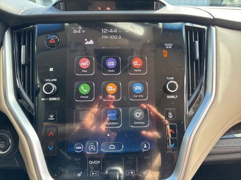 Used 2020 Subaru Outback Limited image 17