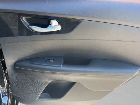 Used 2021 Kia Forte GT-Line FWD image 16