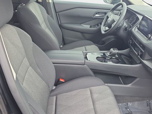 New 2026 Nissan Rogue SV FWD image 10
