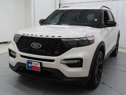 Used 2023 Ford Explorer ST w/ Equipment Group 401A AWD/4WD image 7