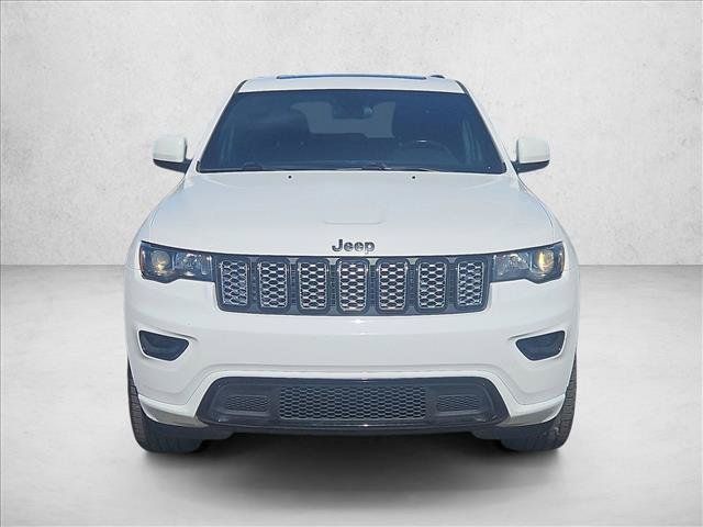 Used 2021 Jeep Grand Cherokee Laredo X AWD/4WD image 2
