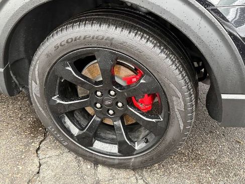 Certified 2023 Ford Explorer ST w/ Equipment Group 401A image 5