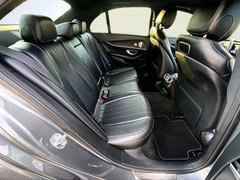 Used 2018 Mercedes-Benz E 300 4MATIC w/ Premium 1 Package image 25