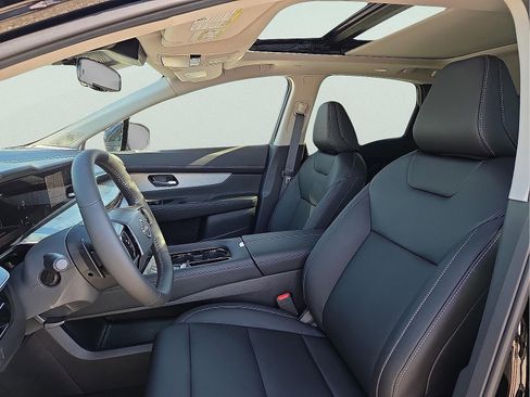 New 2025 Nissan Murano SL image 13