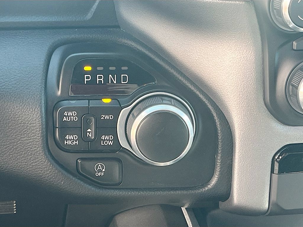 Used 2022 RAM 1500 Big Horn AWD/4WD image 16