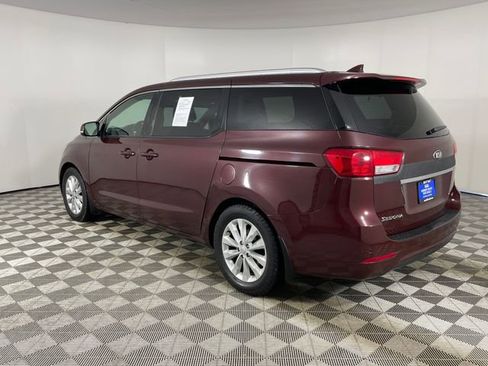 Used 2016 Kia Sedona EX image 22