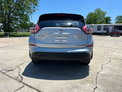 Used 2017 Nissan Murano S w/ Navigation Package FWD image 4