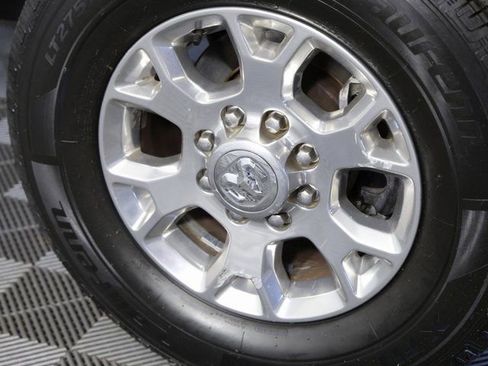 Used 2020 RAM 2500 Laramie image 7