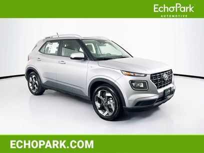 Used 2025 Hyundai Venue SEL