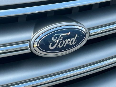 Used 2017 Ford Escape SE AWD/4WD image 11