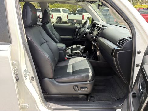 Used 2021 Toyota 4Runner TRD Off-Road Premium w/ Moonroof Package image 25