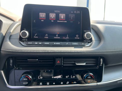 Used 2022 Nissan Rogue SV AWD/4WD image 27