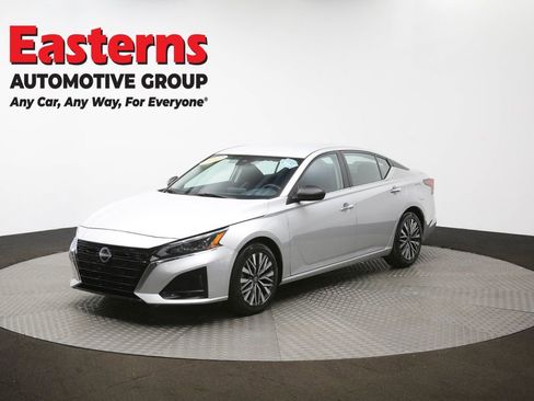 Used 2024 Nissan Altima 2.5 SV image 55