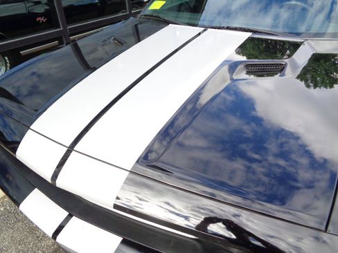 Used 2013 Dodge Challenger SRT8 w/ Harman Kardon Audio Group RWD image 10