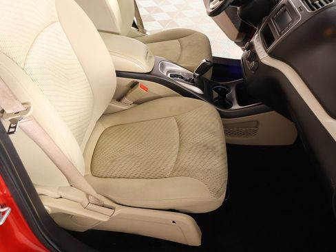 Used 2020 Dodge Journey SE w/ SE Popular Equipment Group image 12