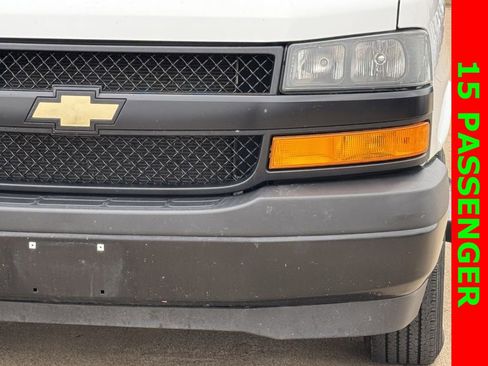 Used 2023 Chevrolet Express 3500 LS image 9