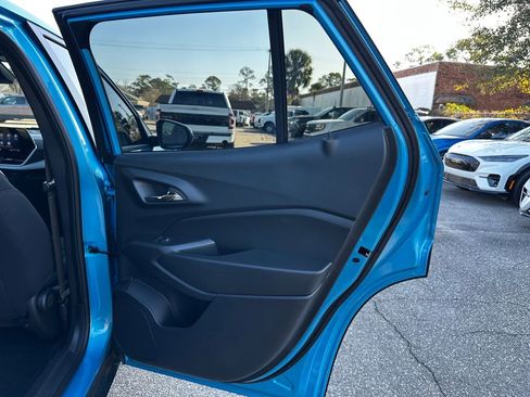 Used 2026 Chevrolet Trax RS image 28
