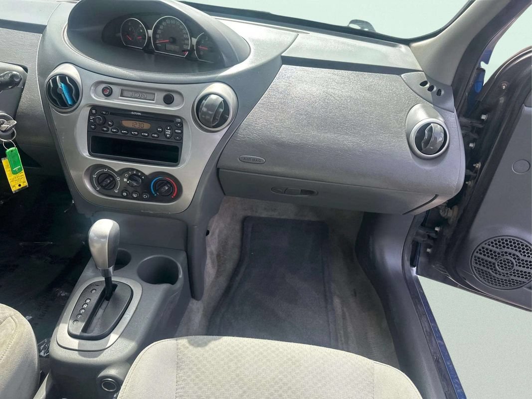 Used 2005 Saturn ION Level 2 FWD image 8
