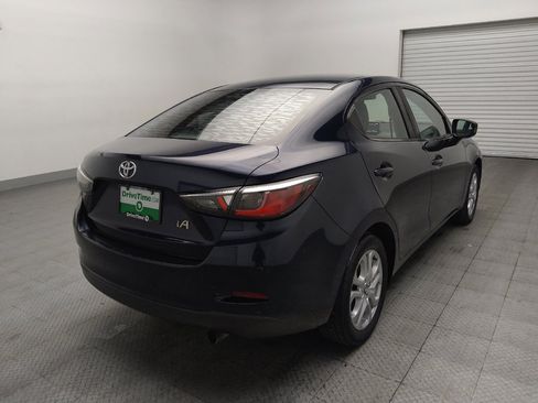 Used 2017 Toyota Yaris iA FWD image 9