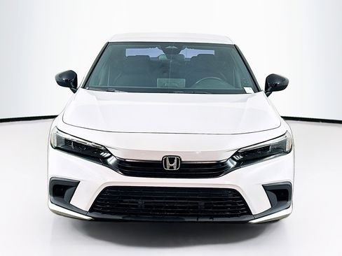 Used 2023 Honda Civic Sport image 2