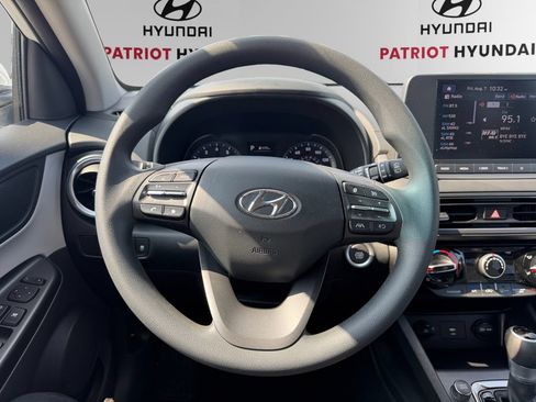 Used 2023 Hyundai Kona SEL AWD/4WD image 12