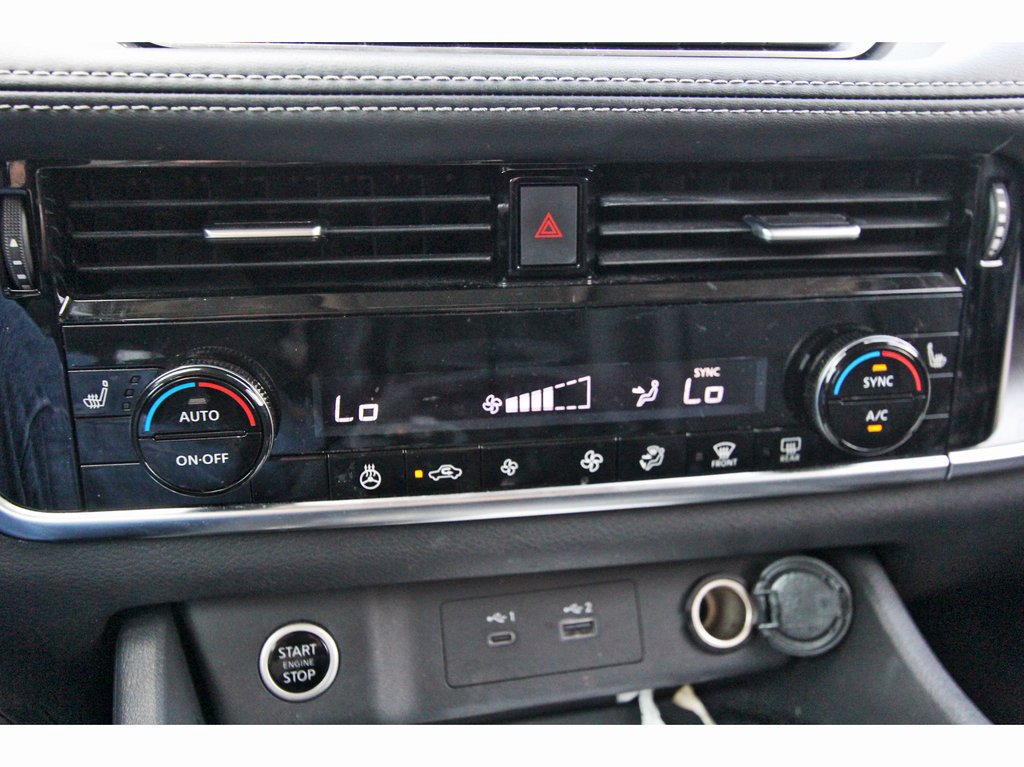 Used 2022 Nissan Rogue SV w/ SV Premium Package FWD image 15