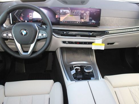 Used 2026 BMW X5 sDrive40i RWD image 16