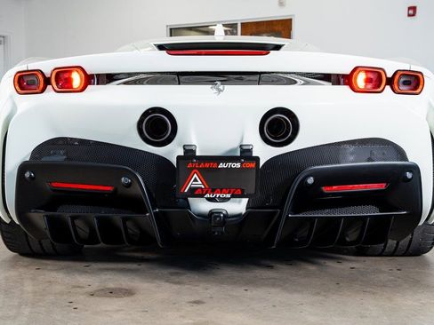 Used 2021 Ferrari SF90 Stradale image 8