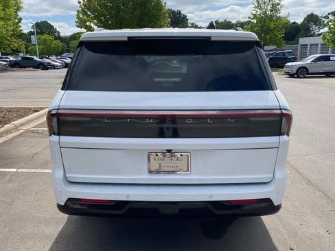 New 2026 Lincoln Navigator L Reserve AWD/4WD image 29