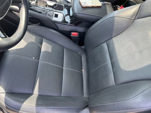 Certified 2024 Kia Telluride EX w/ EX Captain's Chair Package AWD/4WD image 23