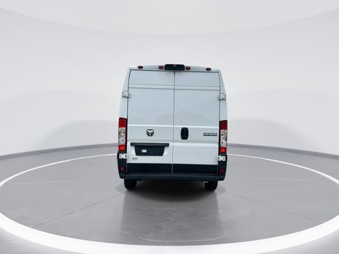 Used 2025 RAM ProMaster 2500 w/ Convenience Group FWD image 8