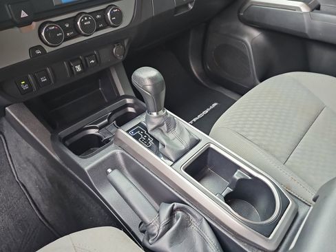 Used 2022 Toyota Tacoma SR5 image 26