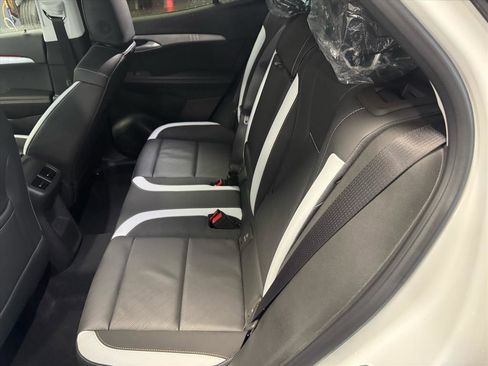 New 2026 Buick Envision Sport Touring image 10