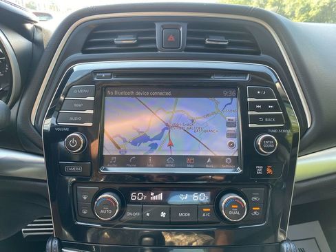 Used 2017 Nissan Maxima SR image 20