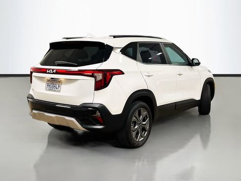 Certified 2024 Kia Seltos S image 7