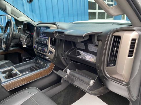 Used 2017 GMC Sierra 3500 Denali w/ Duramax Plus Package AWD/4WD image 30