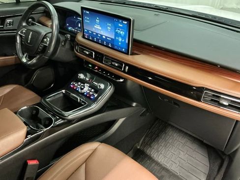 Used 2022 Lincoln Nautilus Reserve w/ Equipment Group 201A image 18