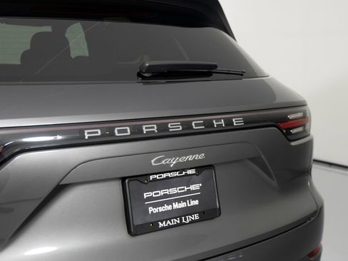 Certified 2023 Porsche Cayenne image 40