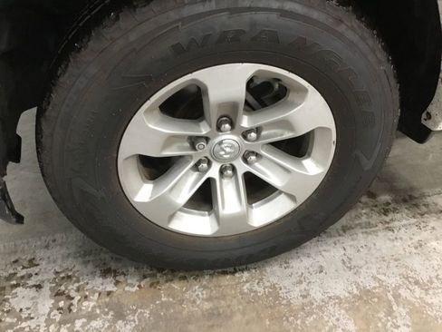 Used 2021 RAM 1500 Laramie image 4