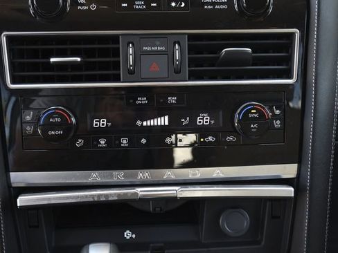 Used 2024 Nissan Armada Platinum w/ Captain's Chairs Package RWD image 16