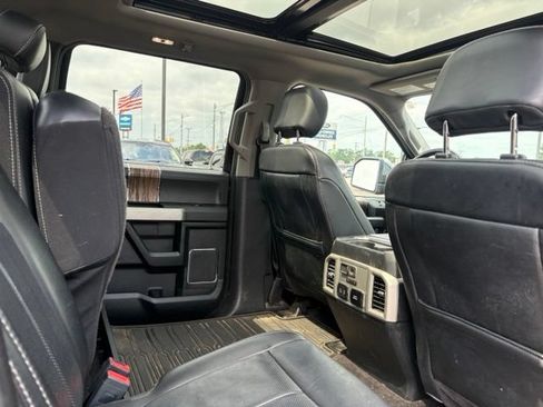 Used 2020 Ford F150 Lariat w/ Equipment Group 502A Luxury AWD/4WD image 15