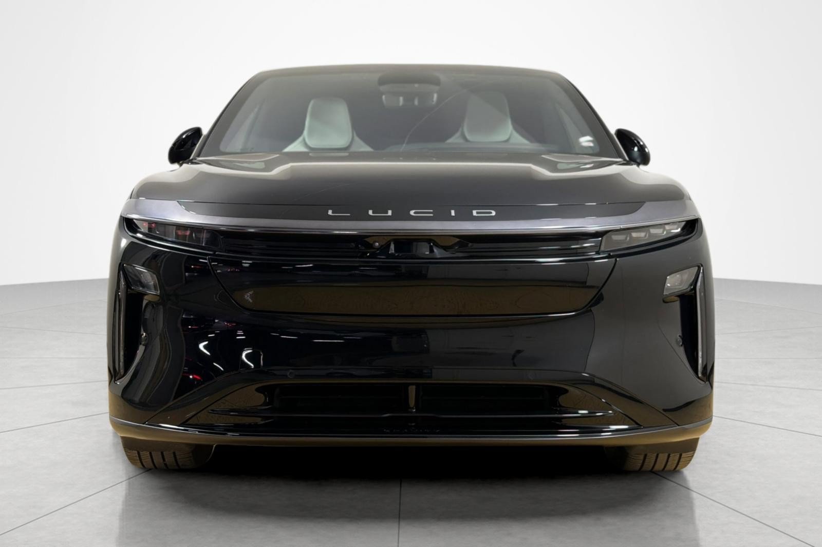 Used 2026 Lucid Gravity Grand Touring AWD/4WD image 8