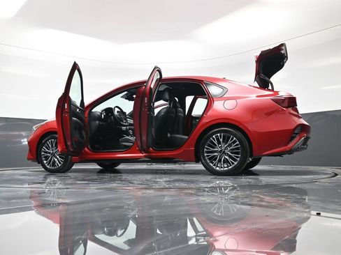 Certified 2024 Kia Forte GT-Line w/ GT-Line Premium Package image 61