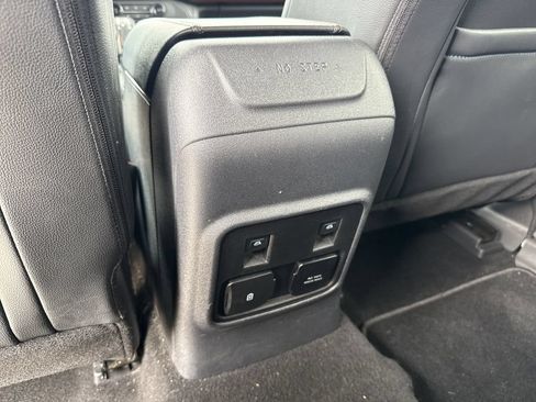 Used 2024 Ford Bronco Outer Banks AWD/4WD image 25